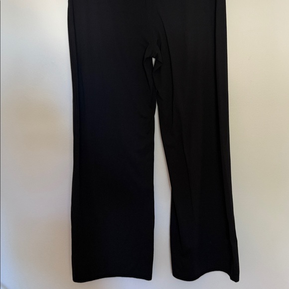 Oner Active Softmotion Fold Over Straight Leg Bottoms in Black - Picture 8 of 11